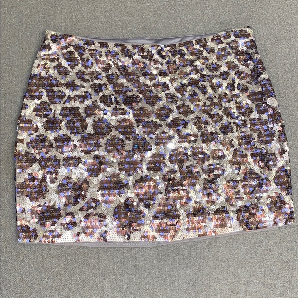 LIKE NEW Express sequin cheetah print skirt!